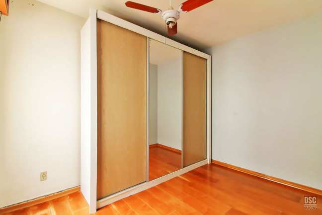 Imagem Casa com 3 Quartos à Venda, 138 m² em Cristal - Porto Alegre