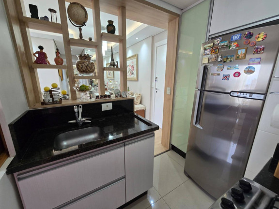 Imagem Apartamento com 2 Quartos à Venda, 59 m² em Capão Raso - Curitiba