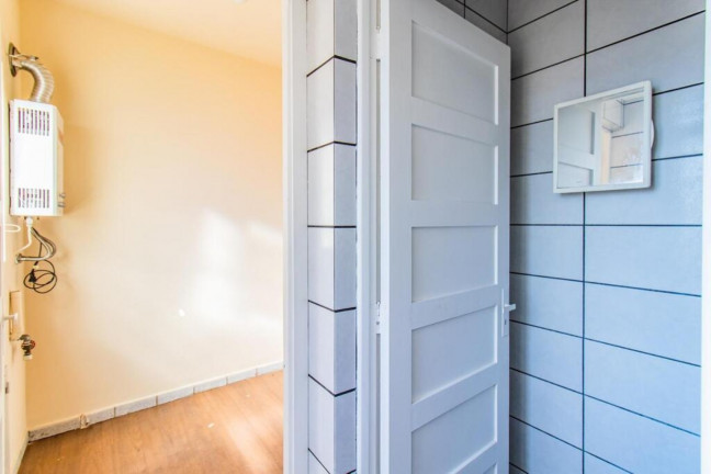 Imagem Imóvel com 3 Quartos à Venda, 99 m² em Centro Histórico - Porto Alegre Imagem Imóvel com 3 Quartos à Venda, 99 m² em Centro Histórico - Porto Alegre