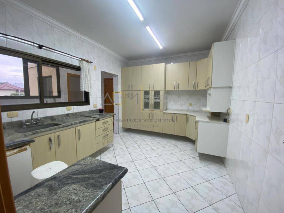 Imagem Apartamento com 3 Quartos à Venda, 219 m² em Centro - Botucatu
