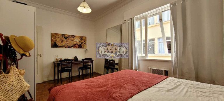 Imagem Apartamento com 3 Quartos à Venda, 110 m² em Copacabana - Rio De Janeiro