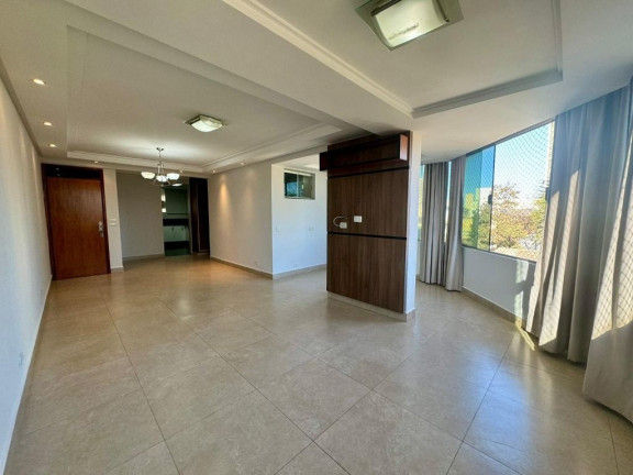 Apartamento com 3 Quartos à Venda ou Locação, 117 m² em Setor Central - Goiânia