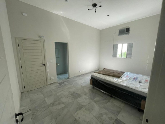 Imagem Imóvel com 13 Quartos à Venda, 1.000 m² em Praia Das Palmeiras - Caraguatatuba Imagem Imóvel com 13 Quartos à Venda, 1.000 m² em Praia Das Palmeiras - Caraguatatuba
