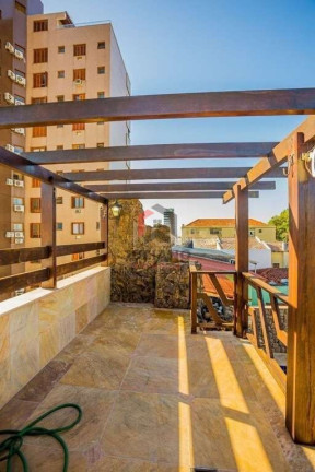 Imagem Casa com 4 Quartos à Venda, 376 m² em Jardim Itu - Porto Alegre