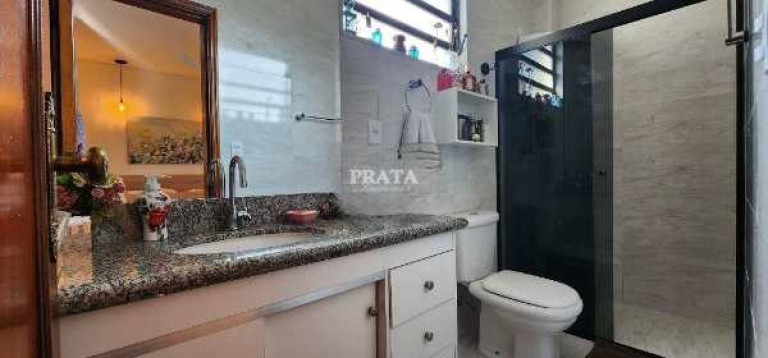Imagem Casa com 6 Quartos à Venda, 165 m² em Embaré - Santos Imagem Casa com 6 Quartos à Venda, 165 m² em Embaré - Santos