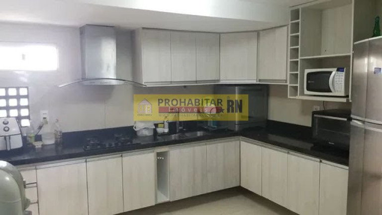 Imagem Casa com 4 Quartos à Venda,  em Candelária - Natal