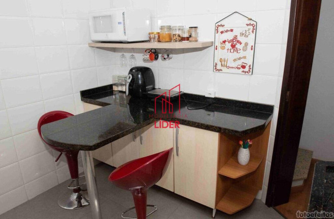 Imagem Sobrado com 3 Quartos à Venda, 117 m² em Uberaba - Curitiba
