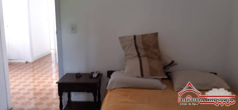 Imagem Casa com 3 Quartos à Venda, 230 m² em Centro - Jacareí