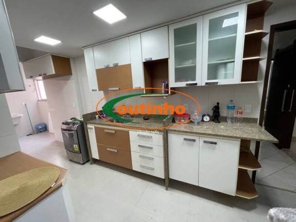 Imagem Apartamento com 4 Quartos à Venda, 150 m² em Tijuca - Rio De Janeiro Imagem Apartamento com 4 Quartos à Venda, 150 m² em Tijuca - Rio De Janeiro