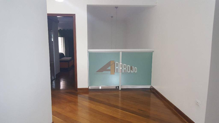 Imagem Sobrado com 3 Quartos à Venda, 370 m² em Vila Marieta - São Paulo Imagem Sobrado com 3 Quartos à Venda, 370 m² em Vila Marieta - São Paulo
