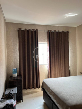 Imagem Casa com 2 Quartos à Venda, 180 m² em Goiânia 2 - Goiânia Imagem Casa com 2 Quartos à Venda, 180 m² em Goiânia 2 - Goiânia