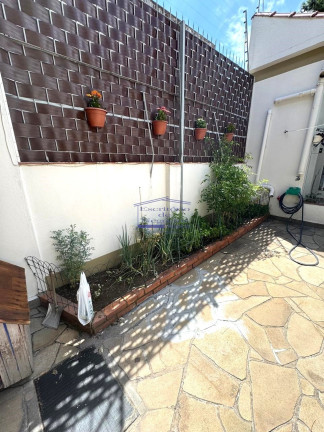 Imagem Casa com 3 Quartos à Venda, 244 m² em Cavalhada - Porto Alegre