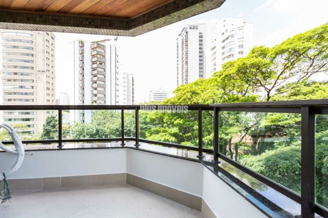 Imagem Apartamento com 4 Quartos à Venda, 155 m² em Moema - São Paulo Imagem Apartamento com 4 Quartos à Venda, 155 m² em Moema - São Paulo