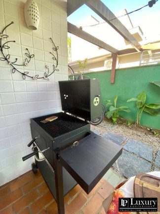 Imagem Casa de Condomínio com 4 Quartos à Venda, em Baleia - São Sebastião Imagem Casa de Condomínio com 4 Quartos à Venda, em Baleia - São Sebastião