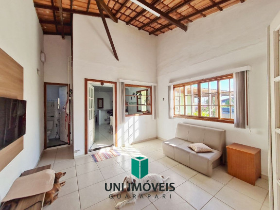Imagem Casa com 3 Quartos à Venda, 902 m² em Meaípe - Guarapari