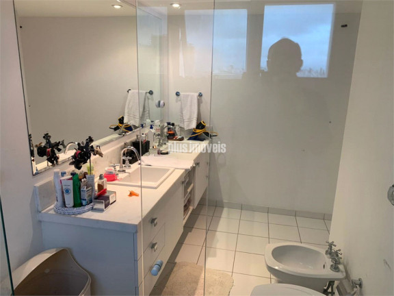 Imagem Apartamento com 3 Quartos à Venda, 268 m² em Itaim Bibi - São Paulo Imagem Apartamento com 3 Quartos à Venda, 268 m² em Itaim Bibi - São Paulo