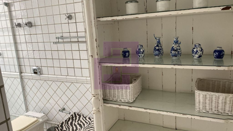 Imagem Apartamento com 3 Quartos para Alugar, 130 m² em Pitangueiras - Guarujá Imagem Apartamento com 3 Quartos para Alugar, 130 m² em Pitangueiras - Guarujá