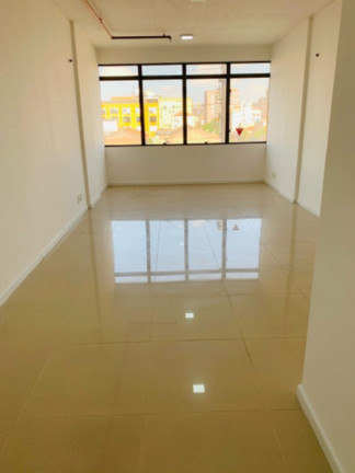 Imagem Imóvel Comercial à Venda, 33 m² em São Geraldo - Porto Alegre Imagem Imóvel Comercial à Venda, 33 m² em São Geraldo - Porto Alegre