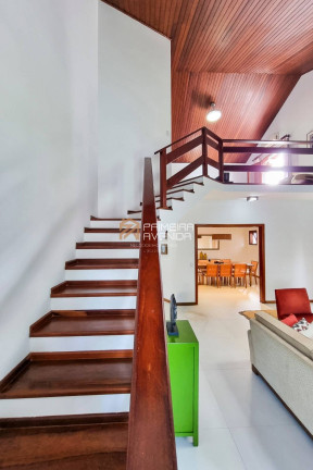 Imagem Casa com 3 Quartos à Venda, 350 m² em Loteamento Villa Branca - Jacareí Imagem Casa com 3 Quartos à Venda, 350 m² em Loteamento Villa Branca - Jacareí