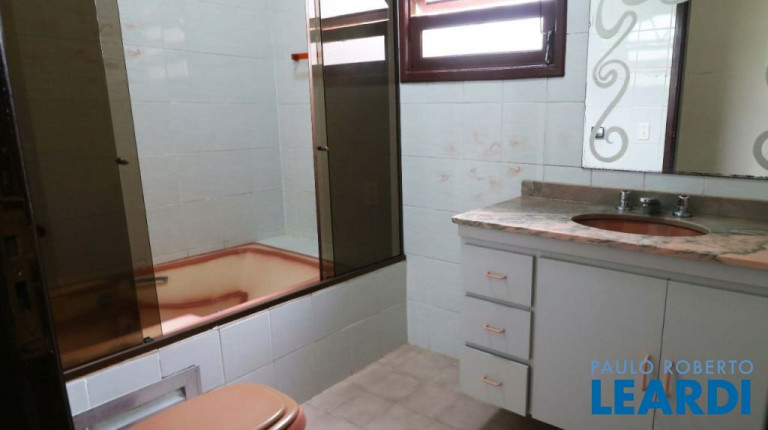 Imagem Sobrado com 3 Quartos à Venda, 217 m² em Vila Floresta - Santo André Imagem Sobrado com 3 Quartos à Venda, 217 m² em Vila Floresta - Santo André