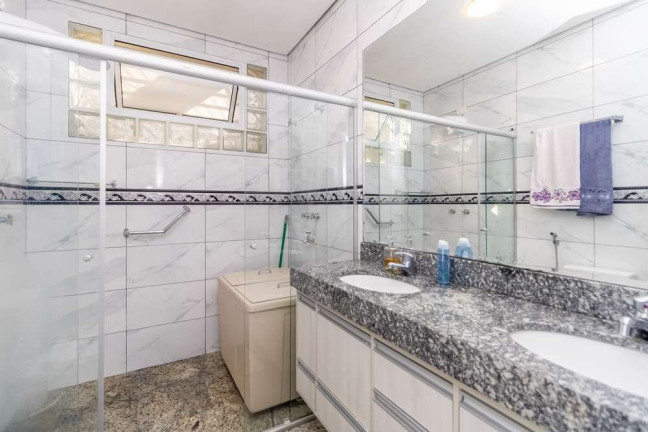 Imagem Casa com 4 Quartos à Venda, 265 m² em Planalto Paulista - São Paulo Imagem Casa com 4 Quartos à Venda, 265 m² em Planalto Paulista - São Paulo