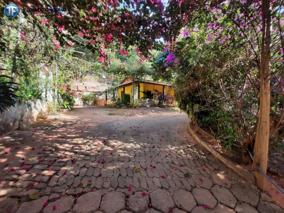 Imagem Chácara com 6 Quartos à Venda, 680.000 m² em Iapu Imagem Chácara com 6 Quartos à Venda, 680.000 m² em Iapu
