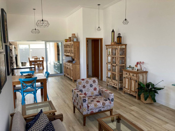 Imagem Casa com 3 Quartos à Venda, 300 m² em Vale Dos Cristais - Taubaté