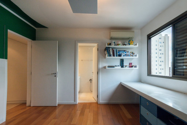 Imagem Imóvel com 3 Quartos à Venda, 389 m² em Moema - São Paulo Imagem Imóvel com 3 Quartos à Venda, 389 m² em Moema - São Paulo