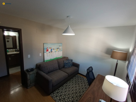 Imagem Casa com 4 Quartos à Venda, 220 m² em Córrego Grande - Florianópolis Imagem Casa com 4 Quartos à Venda, 220 m² em Córrego Grande - Florianópolis