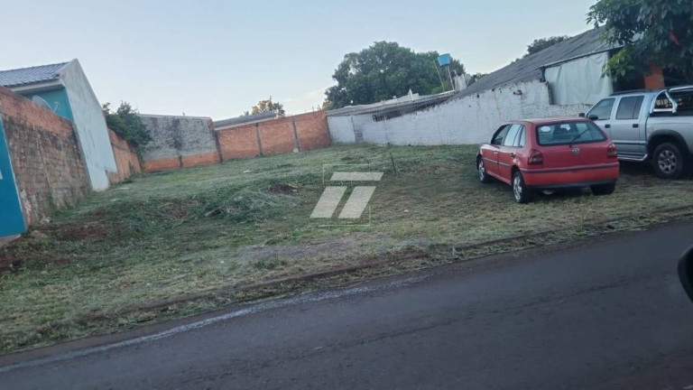 Casa à Venda,  em Universitário - Cascavel