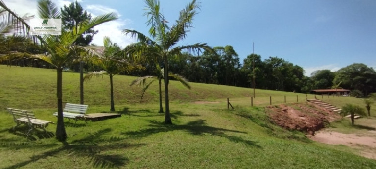 Imagem Chácara com 2 Quartos à Venda, 15.000 m² em Sebandilha - Mairinque