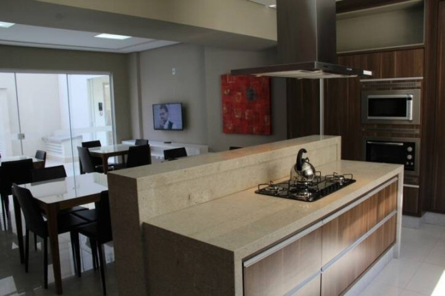 Imagem Apartamento com 2 Quartos à Venda, 63 m² em Centro - Florianópolis