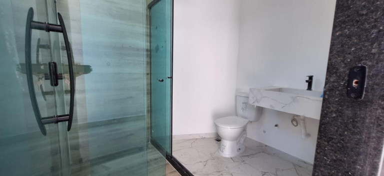 Imagem Casa com 3 Quartos à Venda, 300 m² em Santa Cruz - Rio De Janeiro Imagem Casa com 3 Quartos à Venda, 300 m² em Santa Cruz - Rio De Janeiro