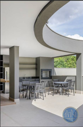 Imagem Casa à Venda, 400 m² em Barigui - Curitiba Imagem Casa à Venda, 400 m² em Barigui - Curitiba