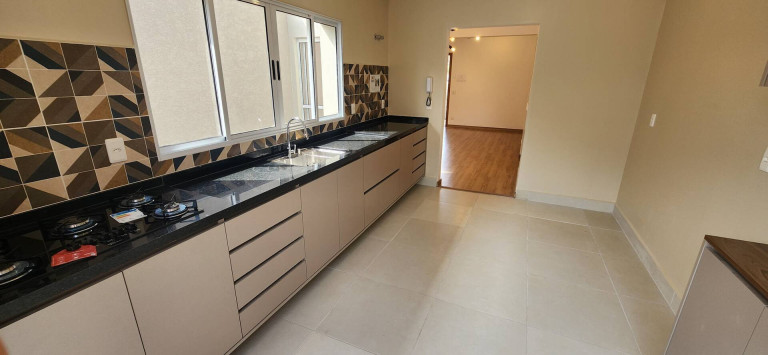 Imagem Casa com 3 Quartos à Venda, 314 m² em Jardim Santa Bárbara - Atibaia Imagem Casa com 3 Quartos à Venda, 314 m² em Jardim Santa Bárbara - Atibaia
