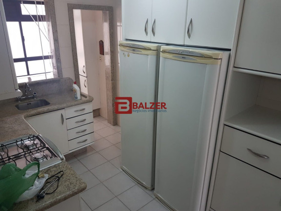 Imagem Apartamento com 3 Quartos à Venda, 150 m² em Centro - Florianópolis Imagem Apartamento com 3 Quartos à Venda, 150 m² em Centro - Florianópolis
