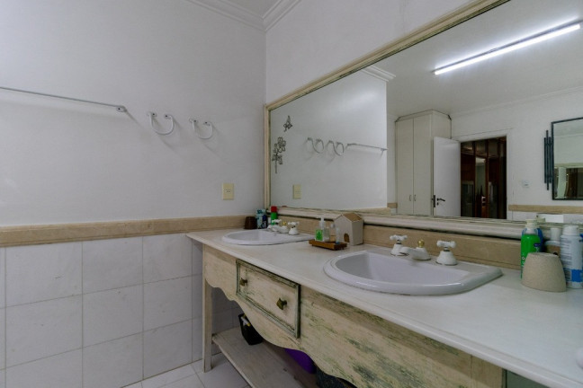 Imagem Casa com 5 Quartos à Venda, 650 m² em Guarapiranga - São Paulo Imagem Casa com 5 Quartos à Venda, 650 m² em Guarapiranga - São Paulo