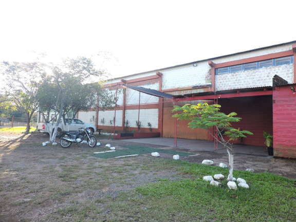 Imóvel Comercial à Venda, 875 m² em Itaqui