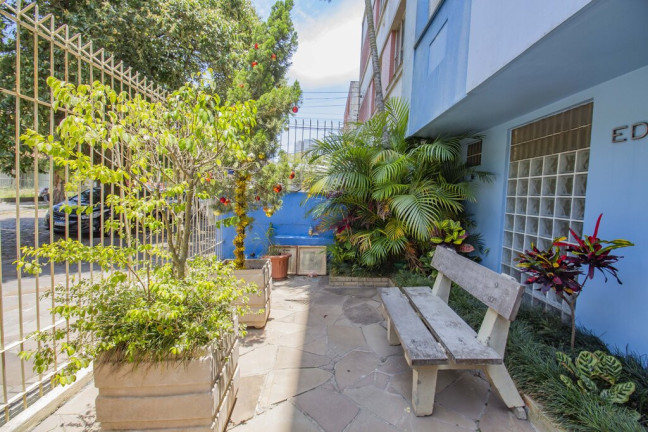 Imagem Apartamento com 2 Quartos à Venda, 55 m² em Menino Deus - Porto Alegre Imagem Apartamento com 2 Quartos à Venda, 55 m² em Menino Deus - Porto Alegre