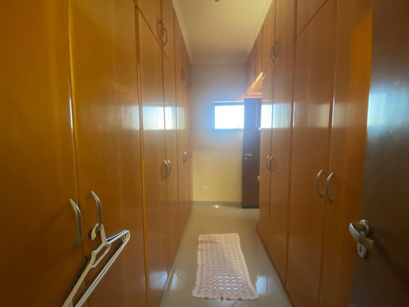 Imagem Sobrado com 3 Quartos à Venda, 266 m² em Vila Planalto - Campo Grande