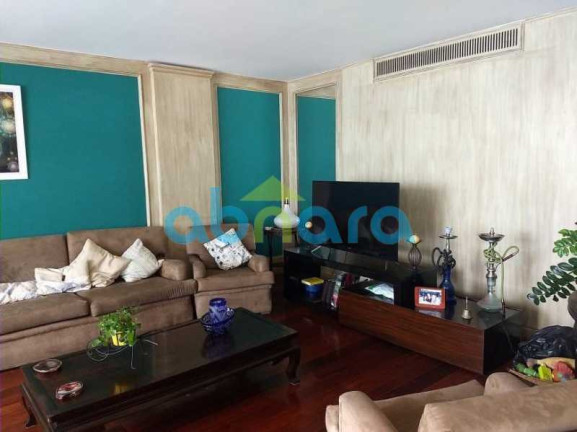 Imagem Apartamento com 4 Quartos à Venda, 430 m² em Copacabana - Rio De Janeiro Imagem Apartamento com 4 Quartos à Venda, 430 m² em Copacabana - Rio De Janeiro
