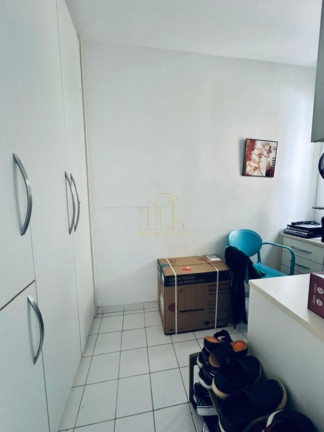 Imagem Imóvel com 3 Quartos à Venda, 81 m² em Pituaçu - Salvador Imagem Imóvel com 3 Quartos à Venda, 81 m² em Pituaçu - Salvador