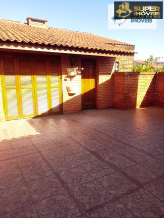 Imagem Casa com 3 Quartos à Venda, 169 m² em Centro - Pelotas Imagem Casa com 3 Quartos à Venda, 169 m² em Centro - Pelotas
