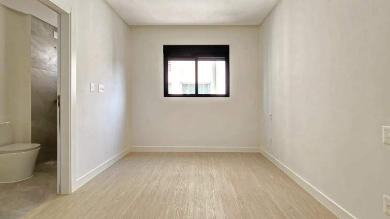 Imagem Apartamento com 3 Quartos à Venda, 110 m² em Pioneiros - Balneário Camboriú