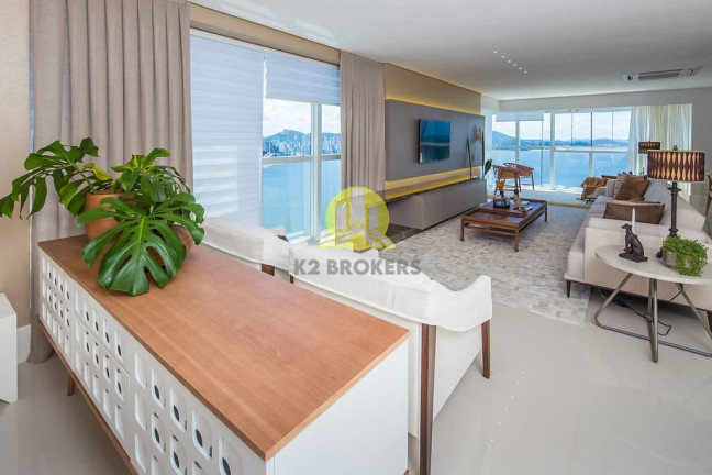 Imagem Apartamento com 4 Quartos à Venda, 238 m² em Centro - Balneário Camboriú Imagem Apartamento com 4 Quartos à Venda, 238 m² em Centro - Balneário Camboriú