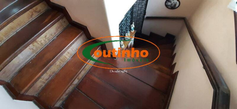Imagem Casa com 4 Quartos à Venda, 576 m² em Grajaú - Rio De Janeiro Imagem Casa com 4 Quartos à Venda, 576 m² em Grajaú - Rio De Janeiro