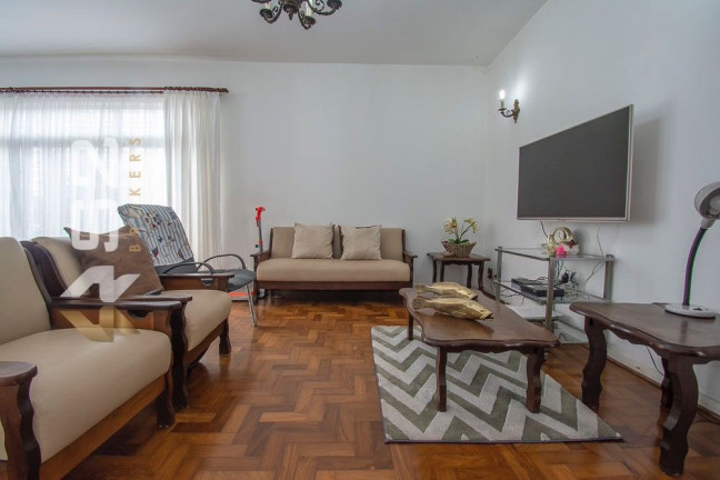 Imagem Casa com 4 Quartos à Venda, 250 m² em Vila Hamburguesa - São Paulo Imagem Casa com 4 Quartos à Venda, 250 m² em Vila Hamburguesa - São Paulo