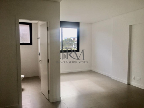Imagem Apartamento com 3 Quartos à Venda, 223 m² em Jurerê Internacional - Florianópolis Imagem Apartamento com 3 Quartos à Venda, 223 m² em Jurerê Internacional - Florianópolis