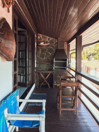 Imagem Casa com 3 Quartos à Venda, 120 m² em Itanema - Angra Dos Reis Imagem Casa com 3 Quartos à Venda, 120 m² em Itanema - Angra Dos Reis