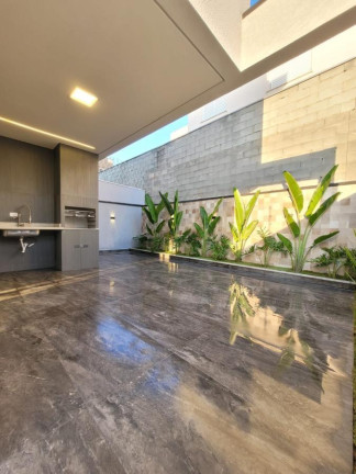 Imagem Casa com 4 Quartos à Venda, 157 m² em Villas Do Jaguari - Santana De Parnaíba Imagem Casa com 4 Quartos à Venda, 157 m² em Villas Do Jaguari - Santana De Parnaíba